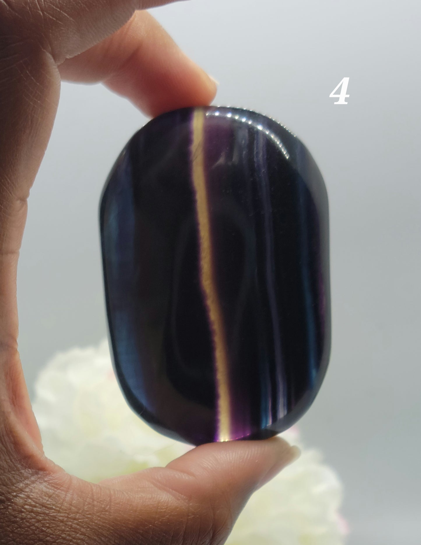 High Quality Fluorite Palm stones